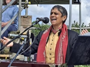 Razia singing at the Chattri